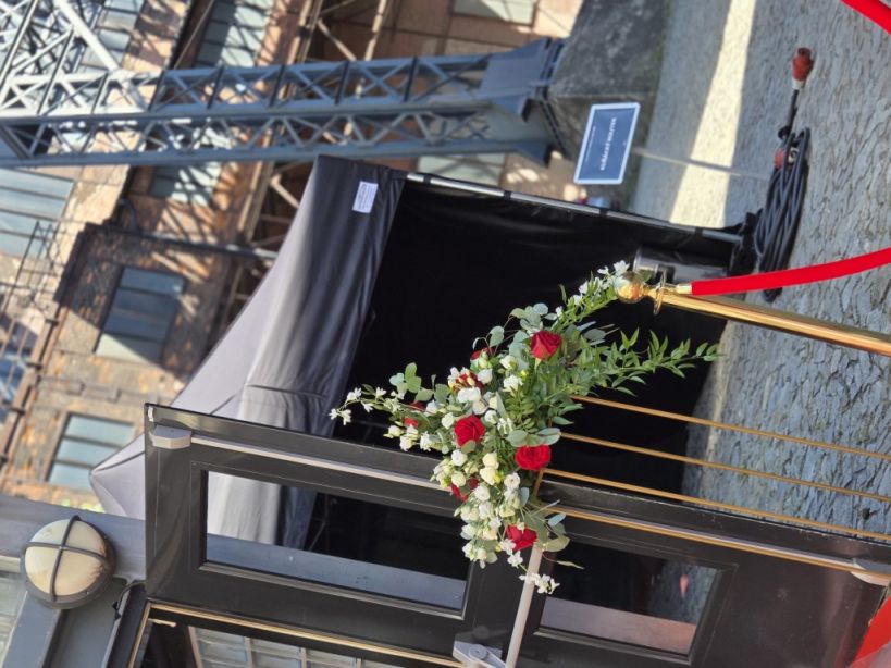 Květinová výzdoba a dekorování - svatby, firemní akce, plesy