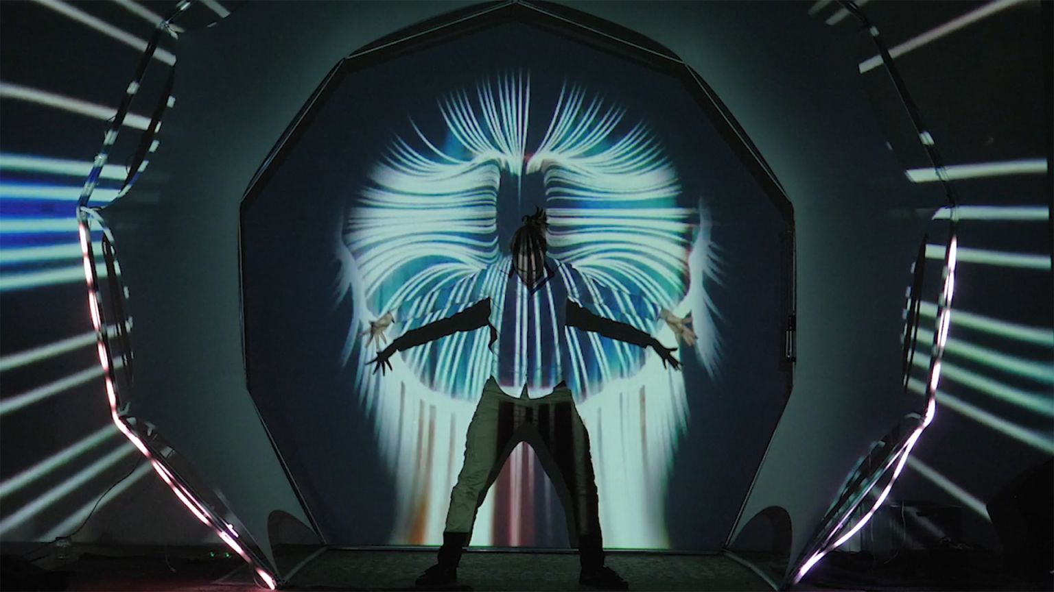 Video mapping taneční sólo